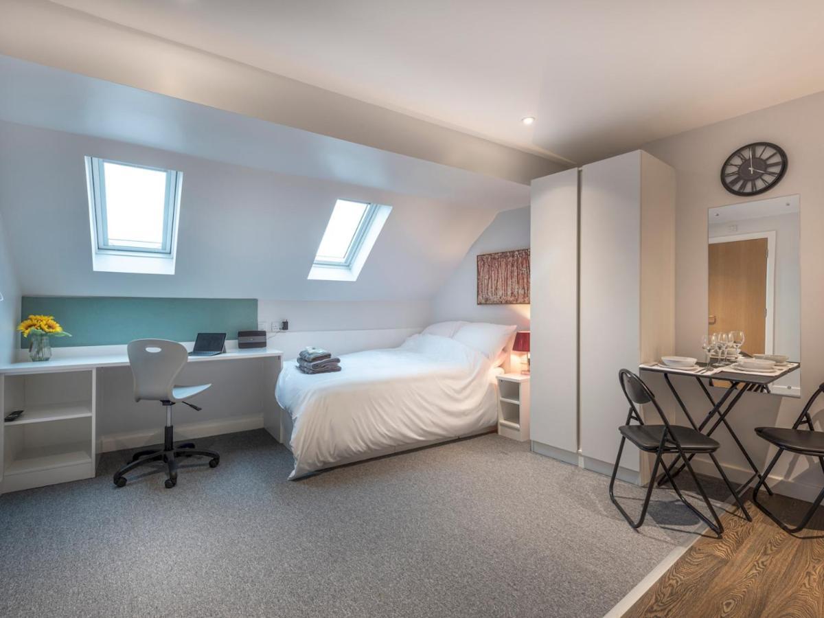 Апартаменты Pass The Keys Cosy High Street Studio With Free Parking Линкольн Экстерьер фото